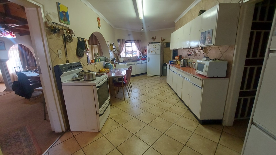 10 Bedroom Property for Sale in Rietfontein A H North West